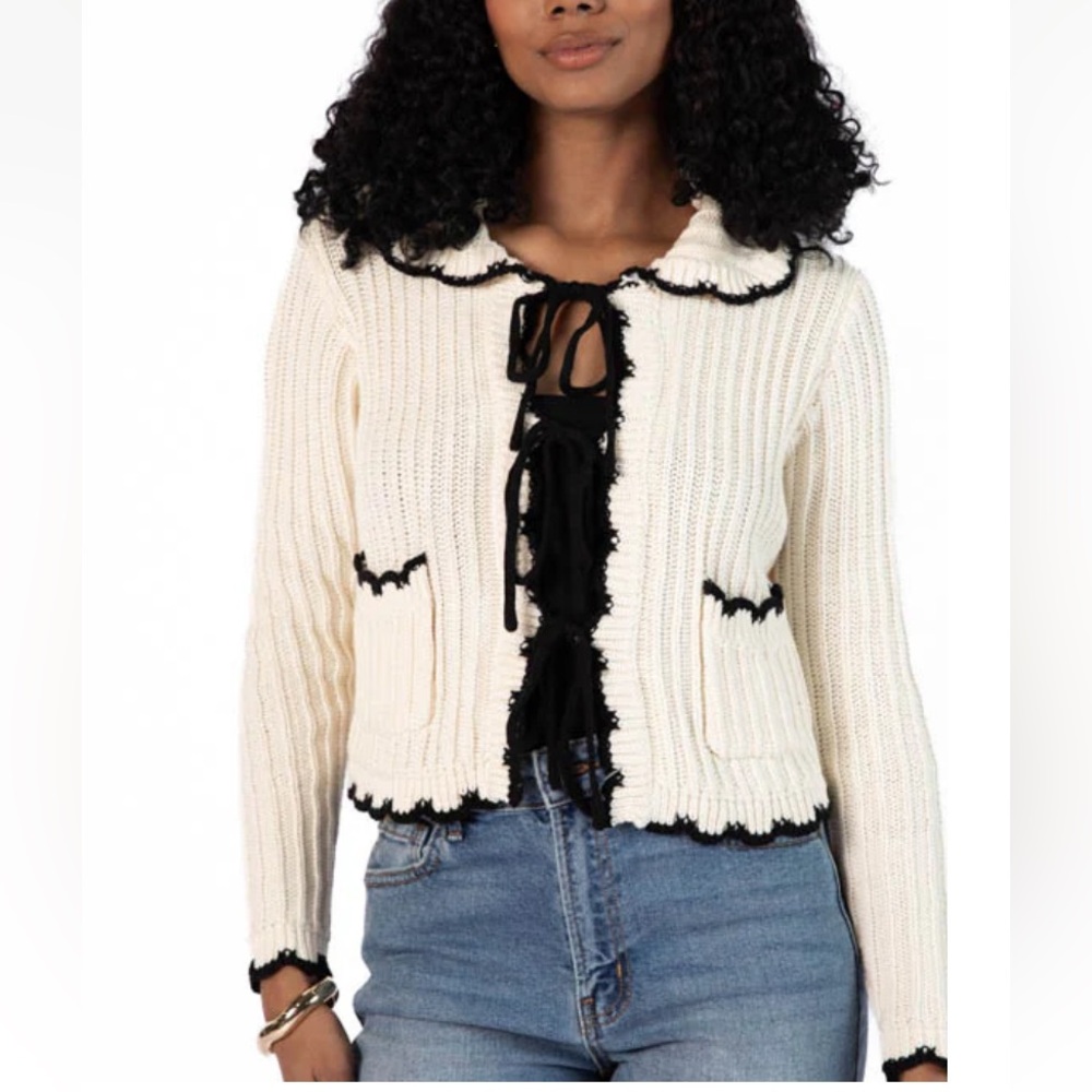 Pink Lily NWOT Cream/Black Tie Front Sweater Small Collared Cropped Cardigan